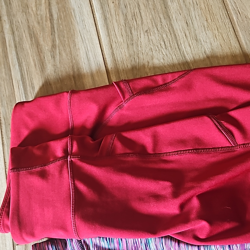 2 Active Capris - Large - Picture 4 of 4